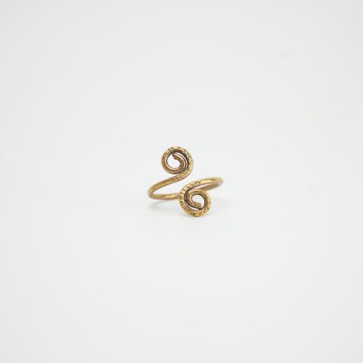 Bague spirales Amani – Bronze doré artisanal, symbole de paix